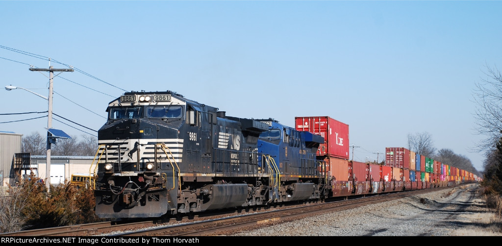 NS 9861 heads up NS 23M as it is held on MAIN 1